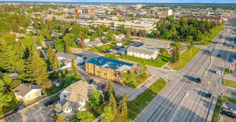 302-9926 105 Avenue, Grande Prairie, AB, T8V 1G9 - 9