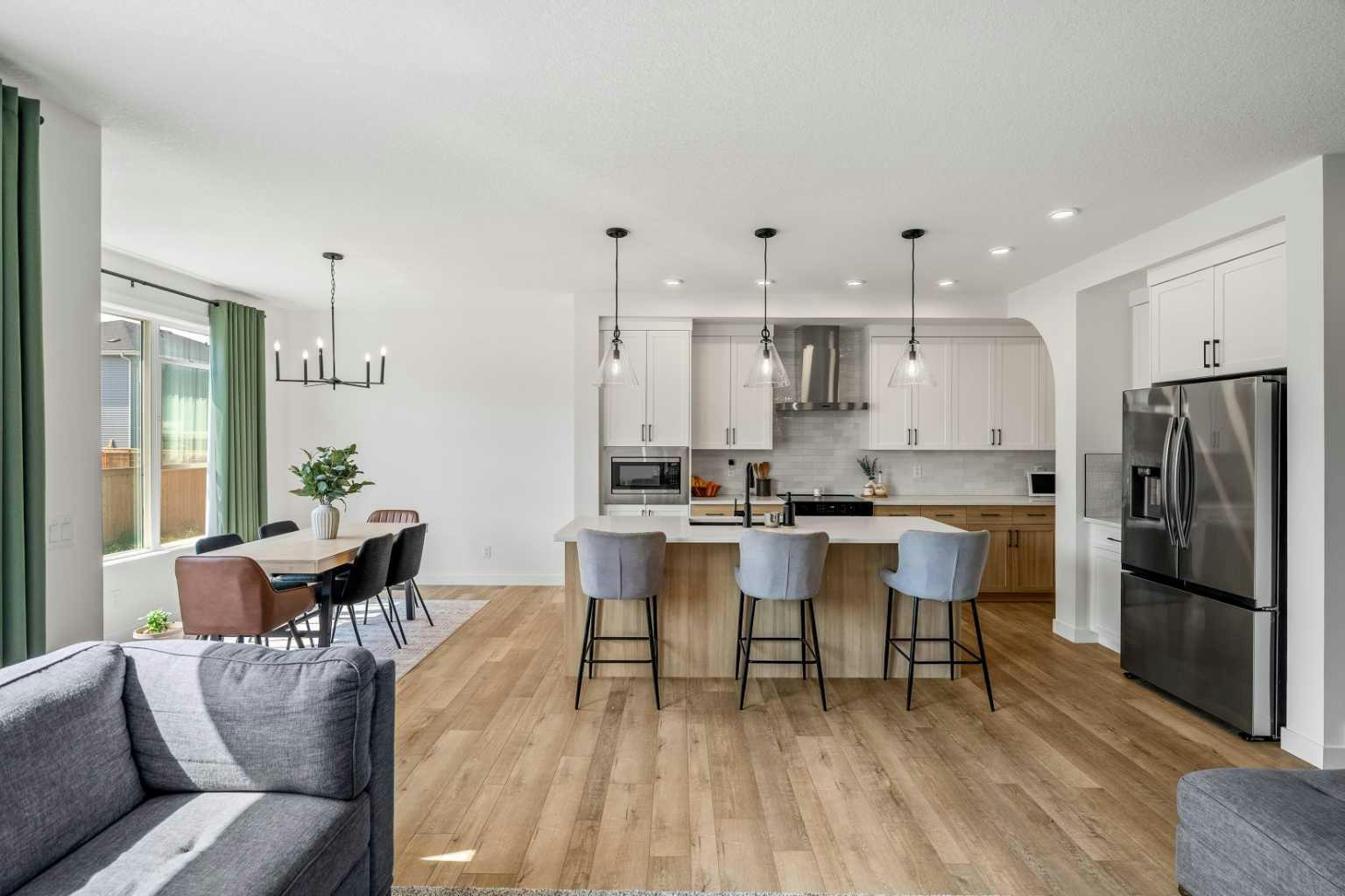 62 Southborough Crescent, Cochrane, AB, T4C 3J3