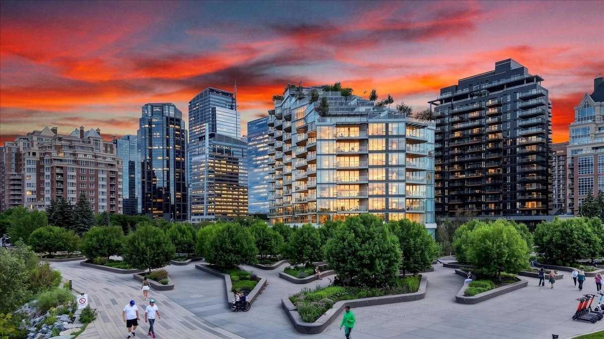 302-738 1 Avenue SW, Calgary, AB, T2P 5G8