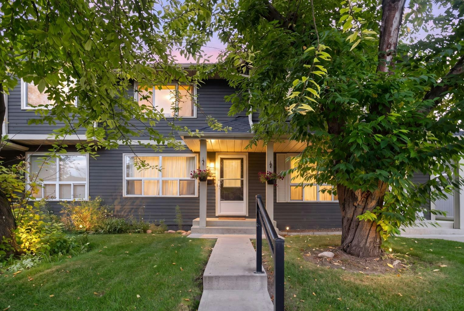 321 Queenston Heights SE, Calgary, AB, T2J 6N8