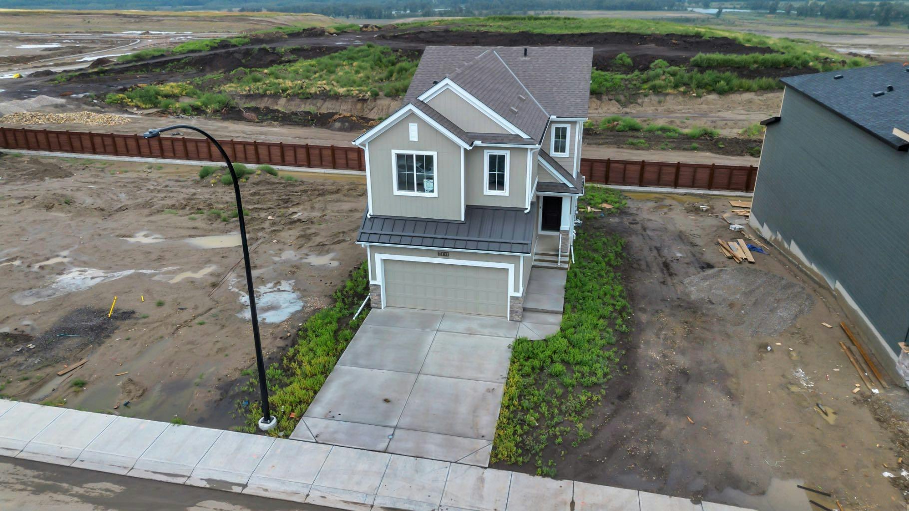 63 Setonvista Grove SE, Calgary, AB, T3M 4H9