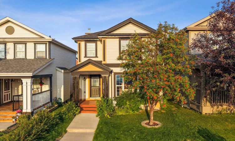 352 Sagewood Park SW