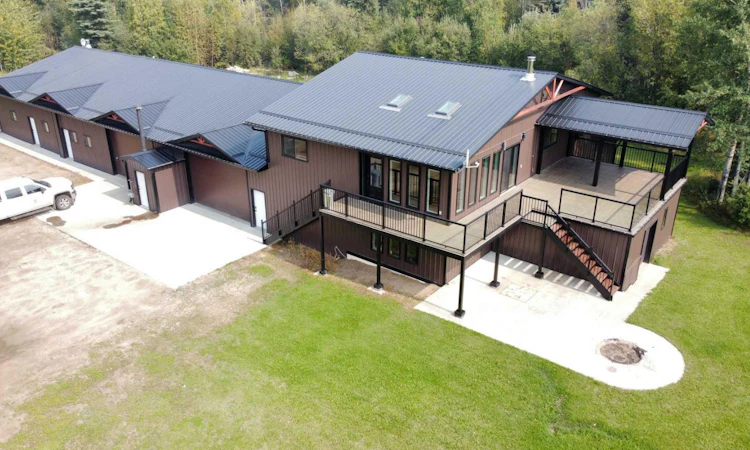 655059 Highway 813