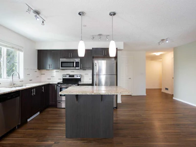 3209-755 Copperpond Boulevard SE - 4