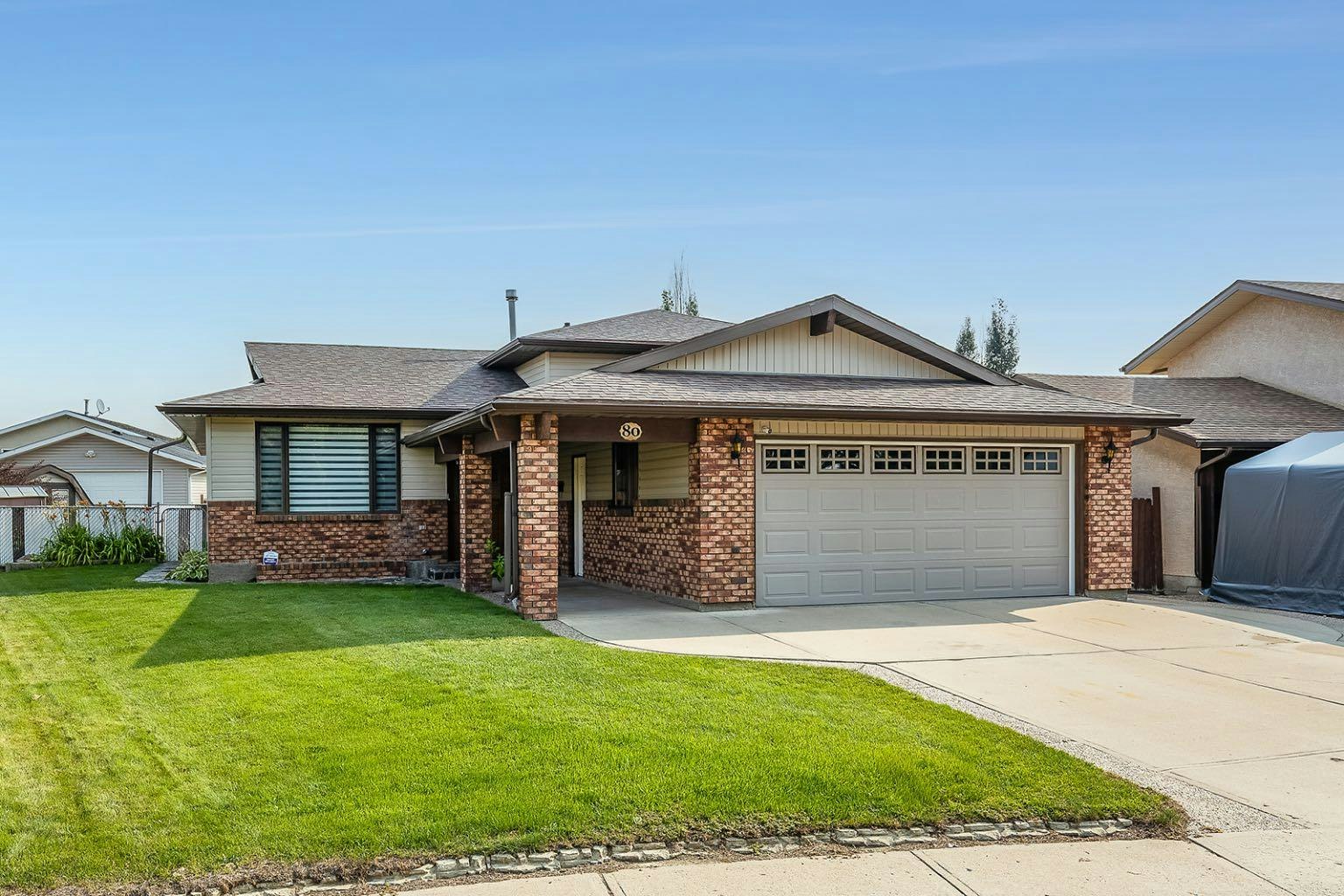 80 Carry Crescent SE, Medicine Hat, AB, T1B 3J8