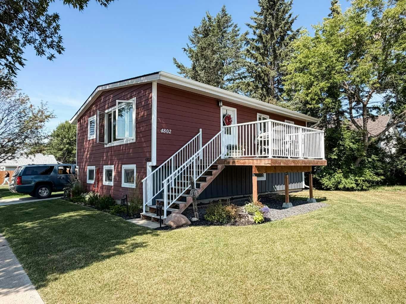 4802 46 Street, Stettler, AB, T0C 2L2