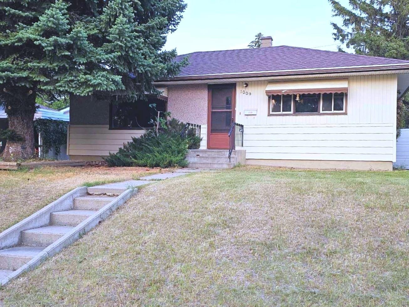 1009 18 Street N, Lethbridge, AB, T1H 3H4