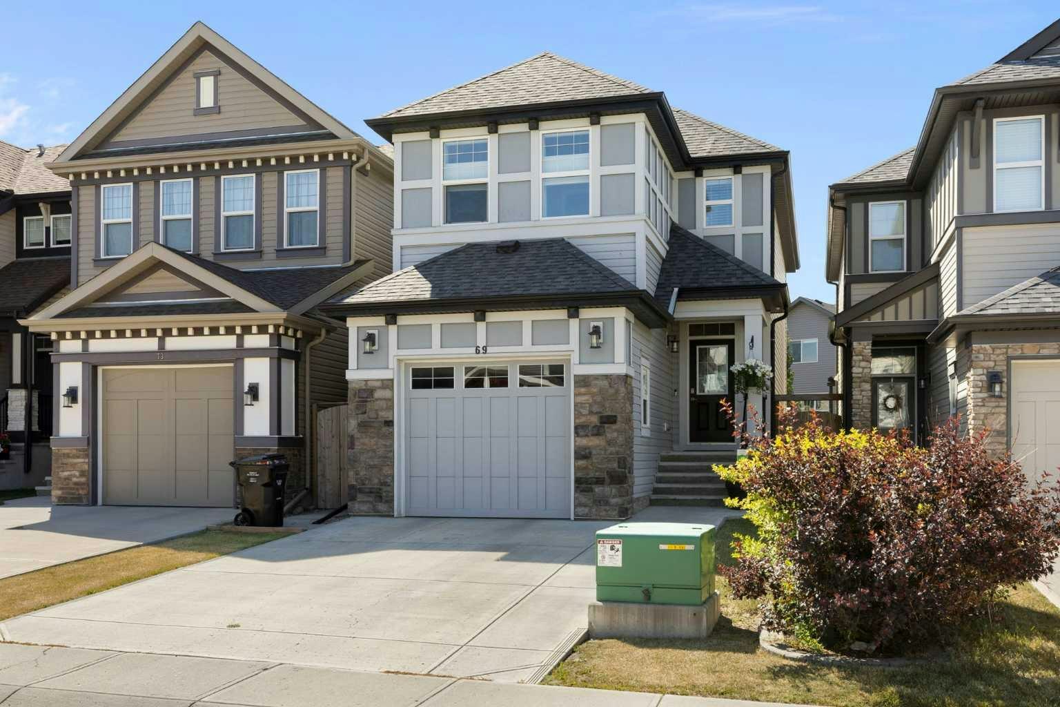 69 Chaparral Valley Crescent SE, Calgary, AB, T2X 0Y1