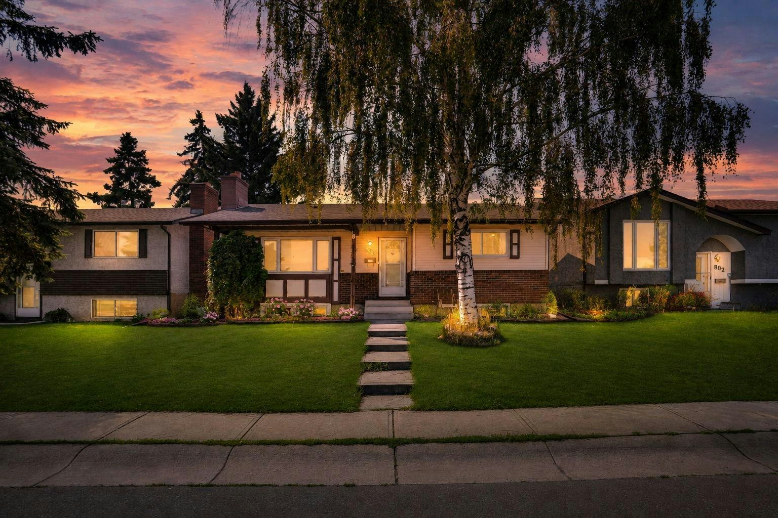 888 Rundlecairn Way NE, Calgary, AB, T1Y 2R7