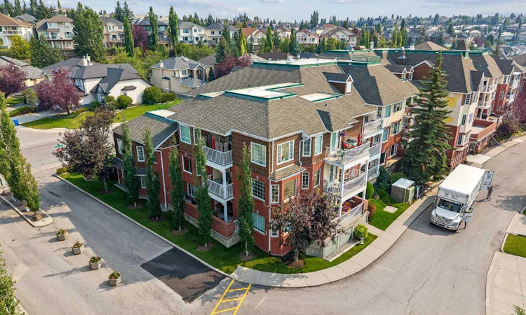 1203-1203 Sienna Park Green SW