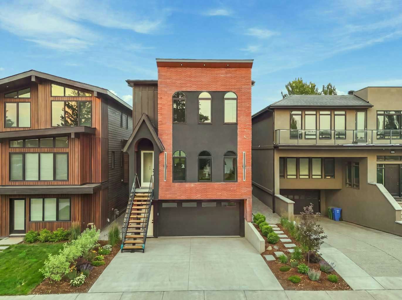 2220 8 Street NE, Calgary, AB, T2M 1S4