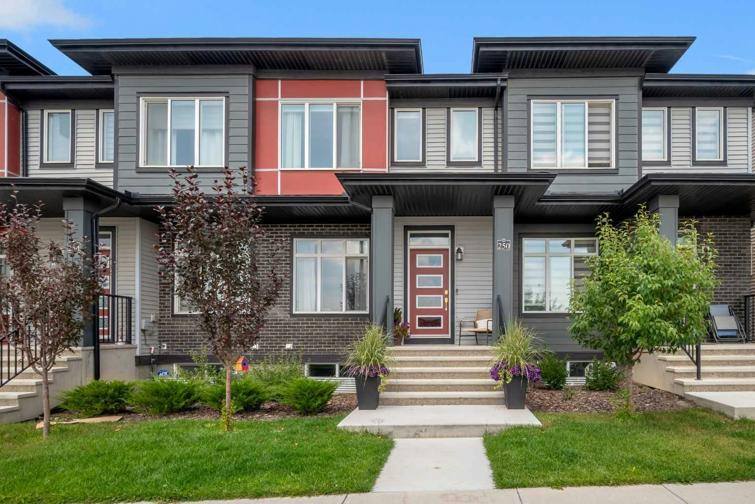 250 Carrington Gate NW, Calgary, AB, T3P 0C7