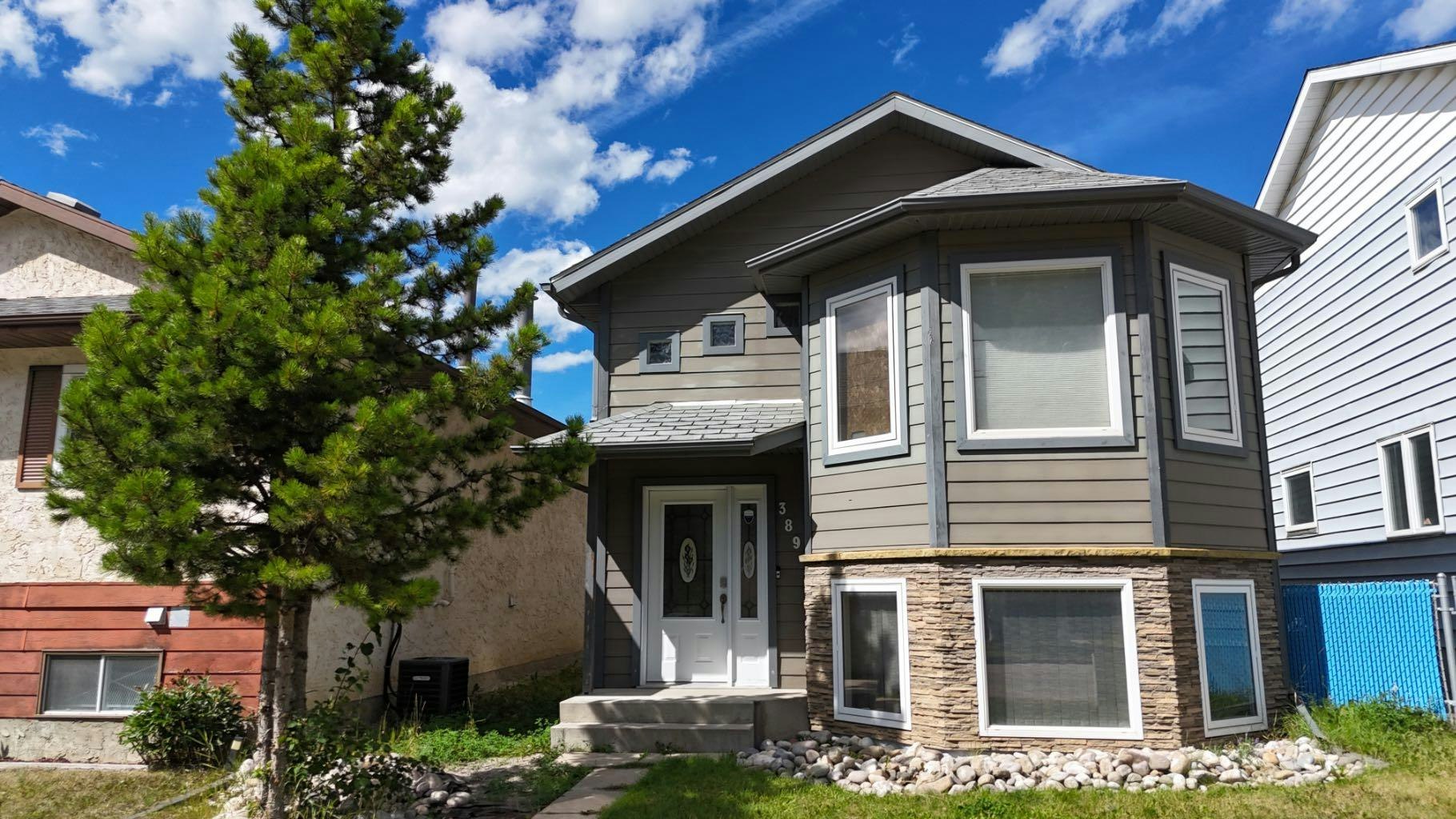 389 Boutin Avenue, Hinton Hill, AB, T7V 1A2