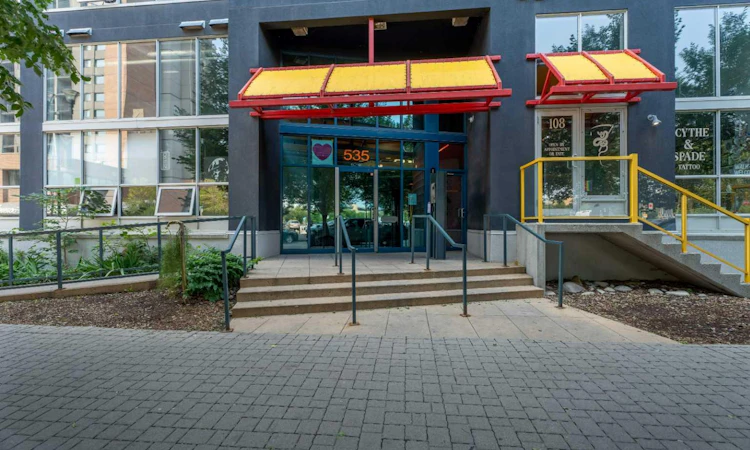 215-535 8 Avenue SE