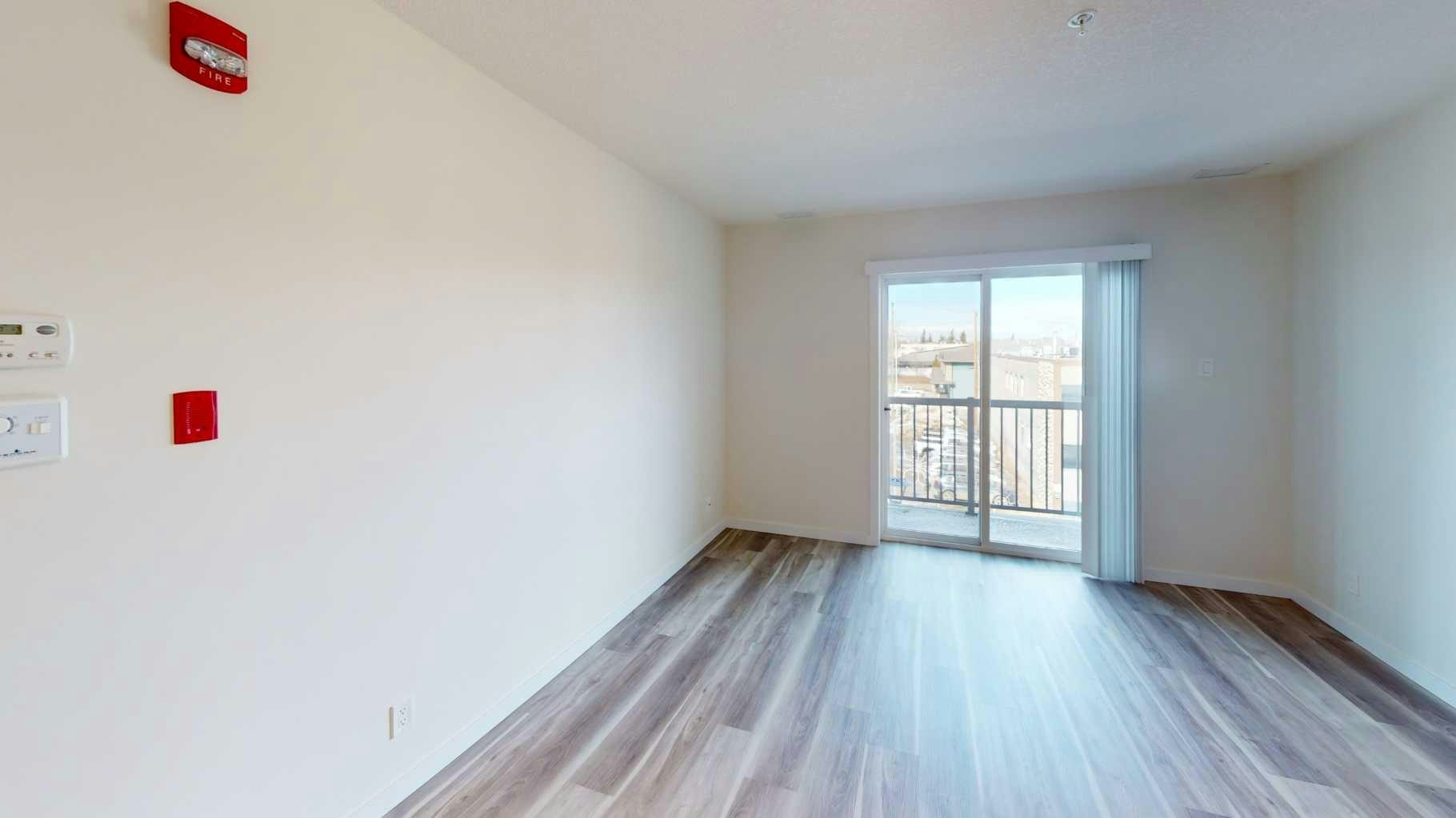 202-10101 101 Avenue, Grande Prairie, AB, T8V 0Y4 - 5
