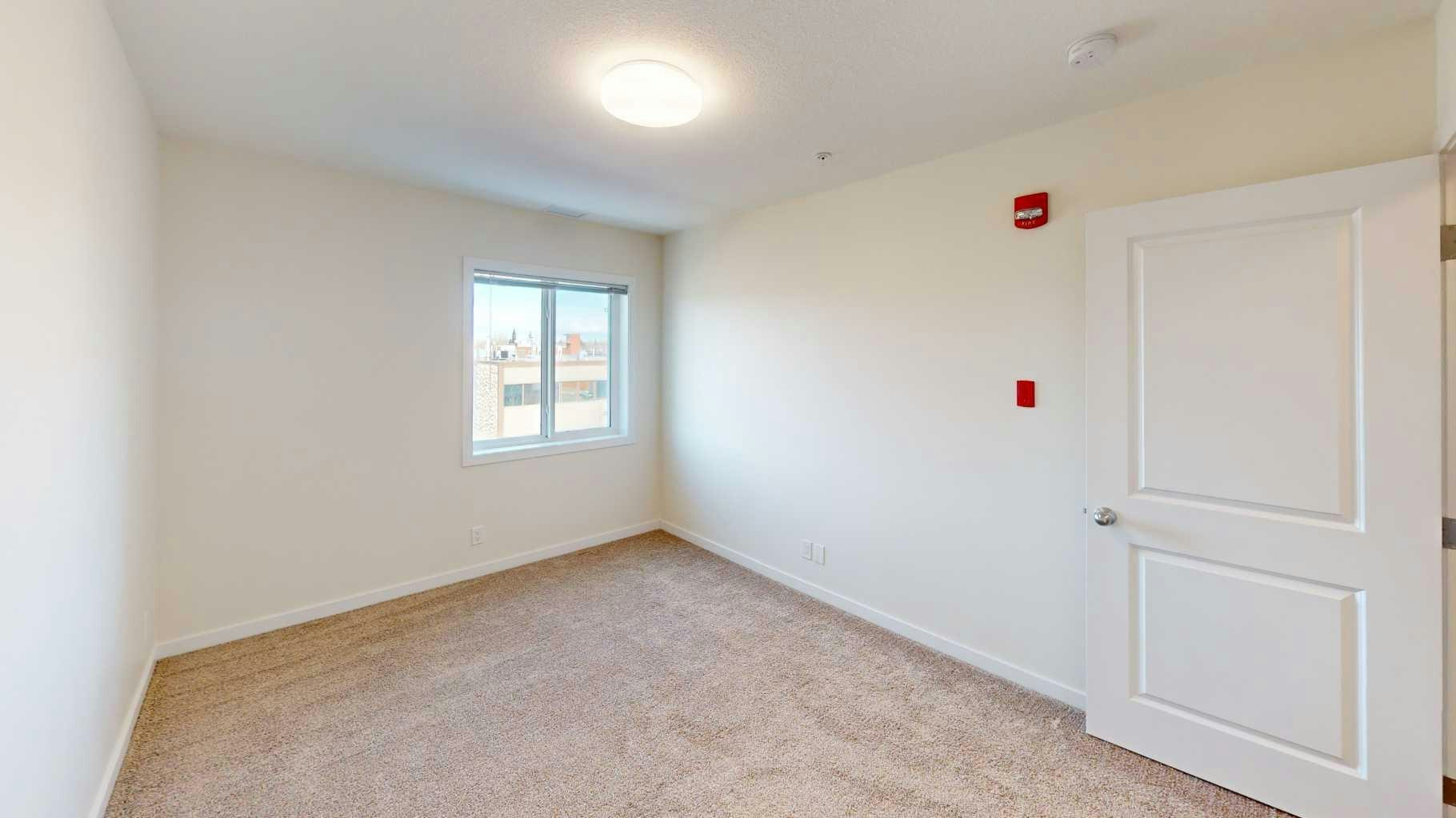 202-10101 101 Avenue, Grande Prairie, AB, T8V 0Y4 - 7