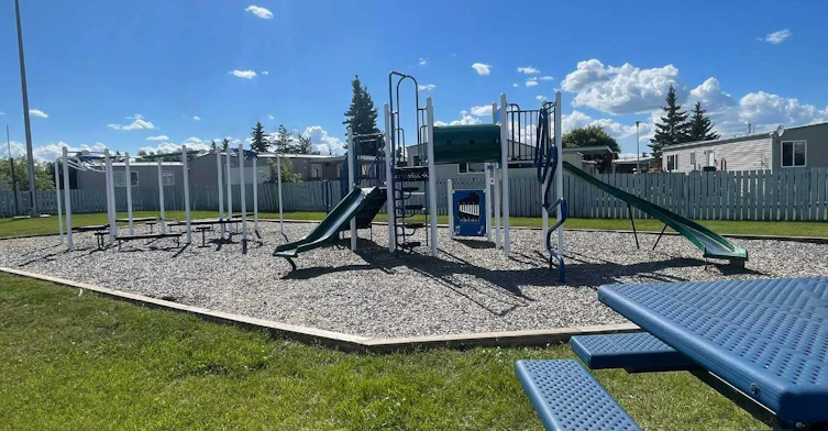 5308 57 Street, Lloydminster City West, AB, T9V 2A3 - 10