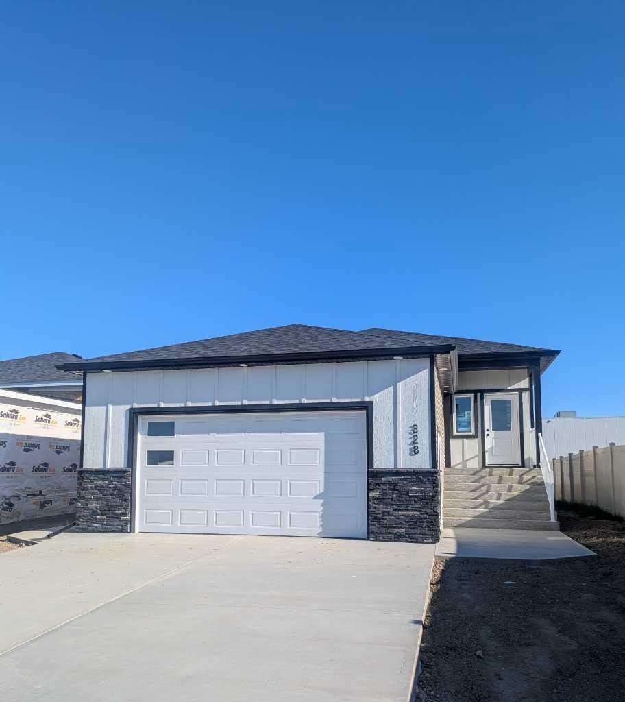 328 Somerside Road SE, Medicine Hat, AB, T1B 0R2