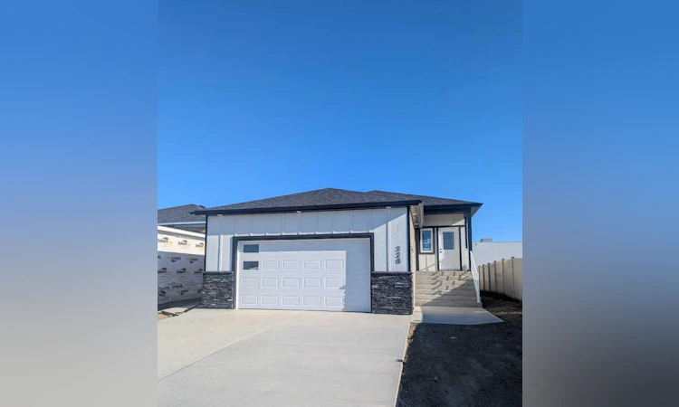 328 Somerside Road SE