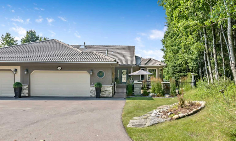 34 Sunrise Way