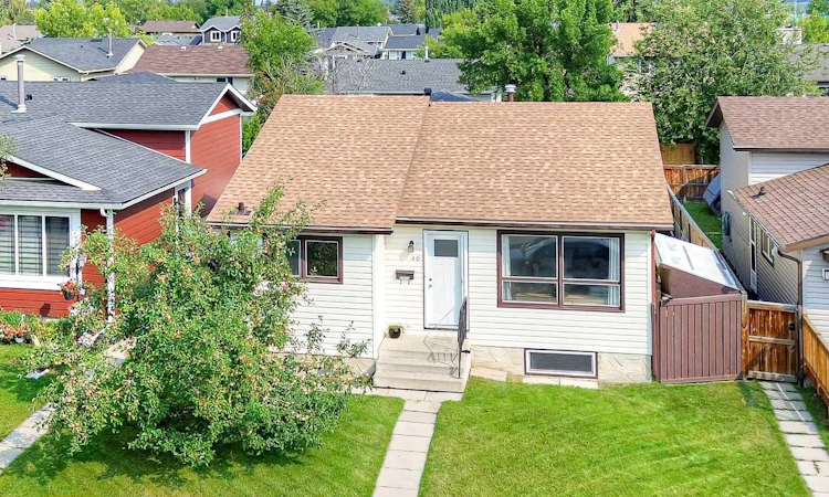 40 River Valley Crescent SE