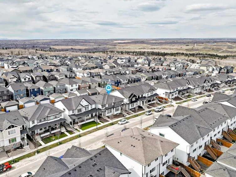 113 Veranda Boulevard SW, Calgary, AB, T2Y 0X2 - 2