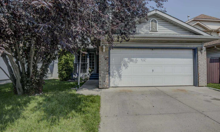 124 Del Ray Close NE