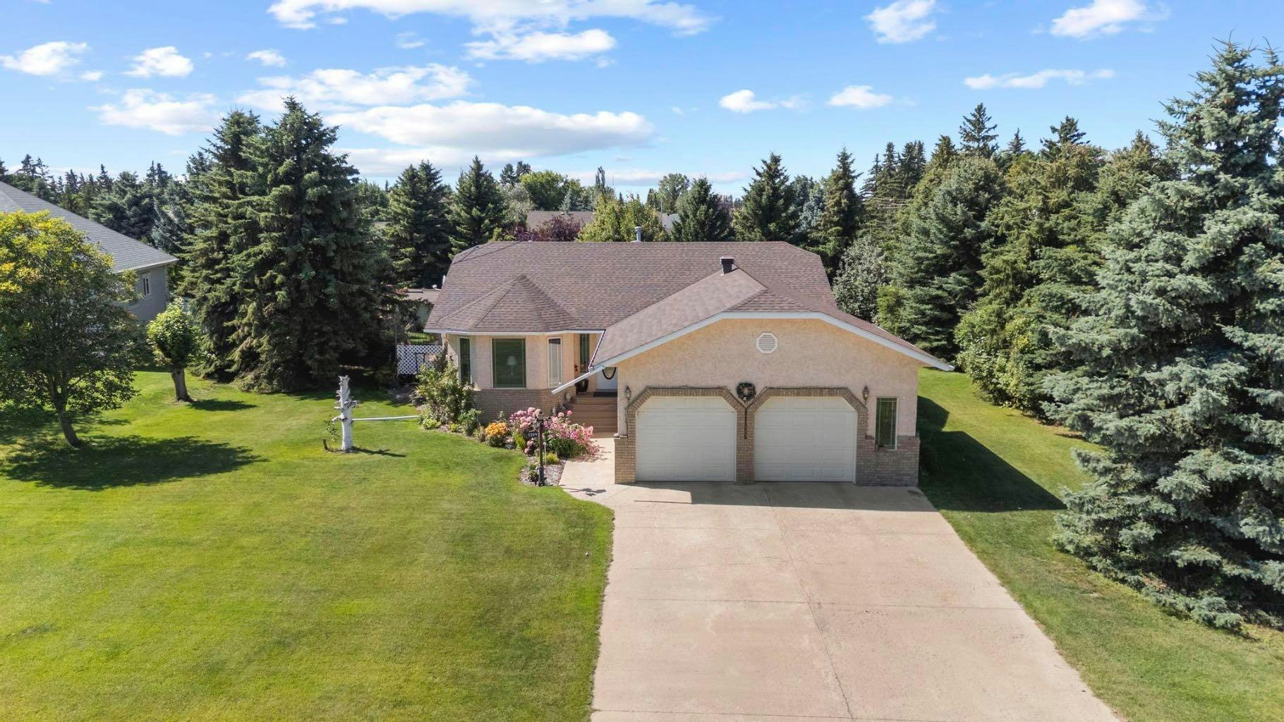 5209 57a Street, Stettler, AB, T0C 2L1