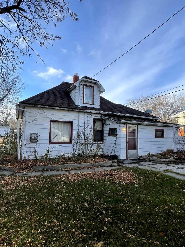 5123 50 Street, Consort, AB, T0C 1B0