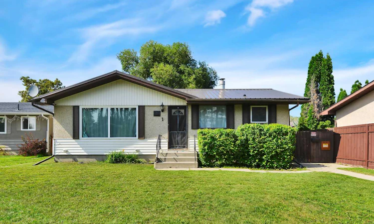 1 Forest Close