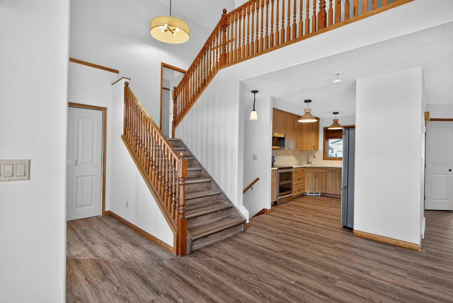 10407 102 Ave - 4