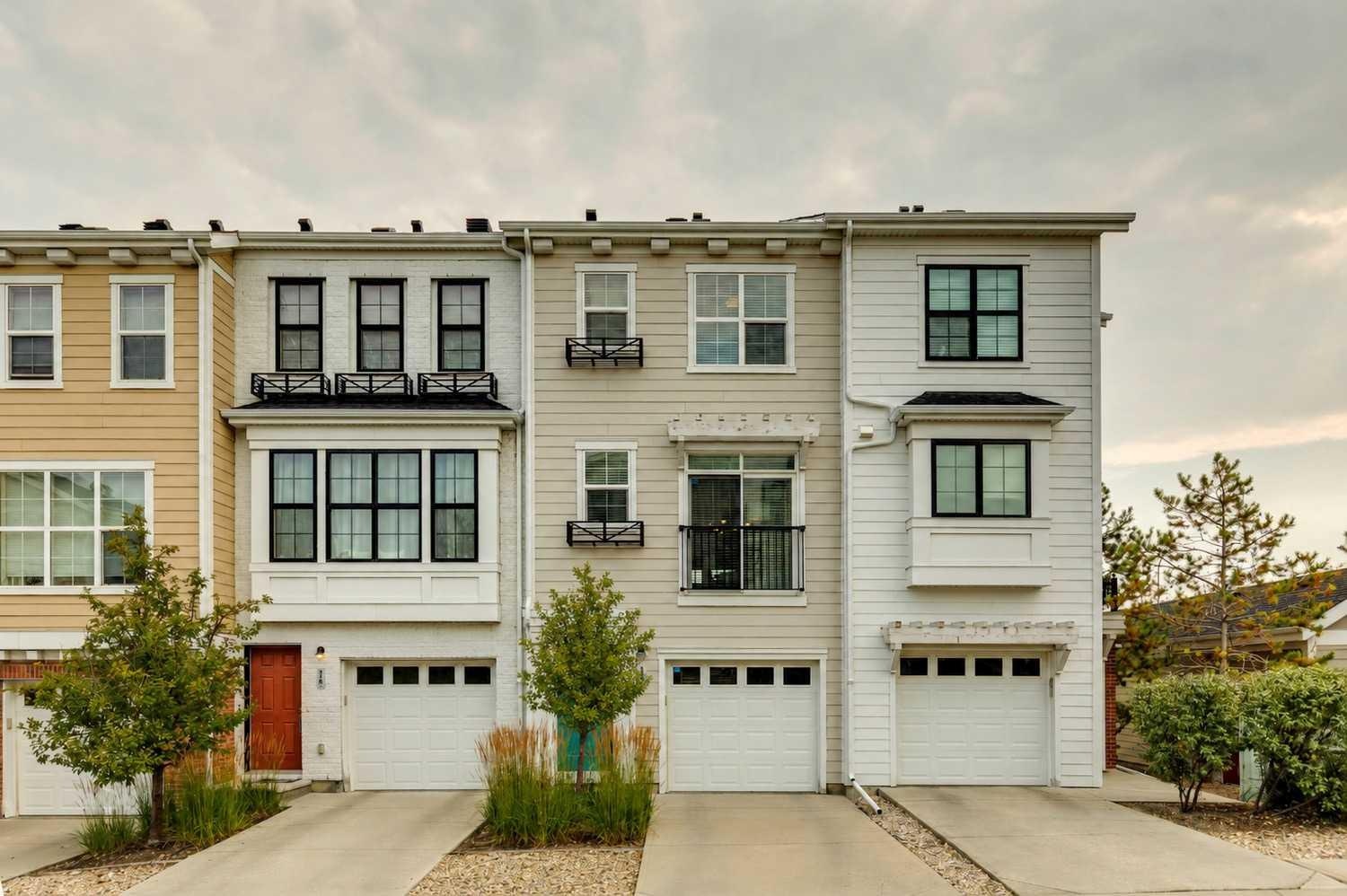206 Nolanfield Villas NW, Calgary, AB, T3R 0T9