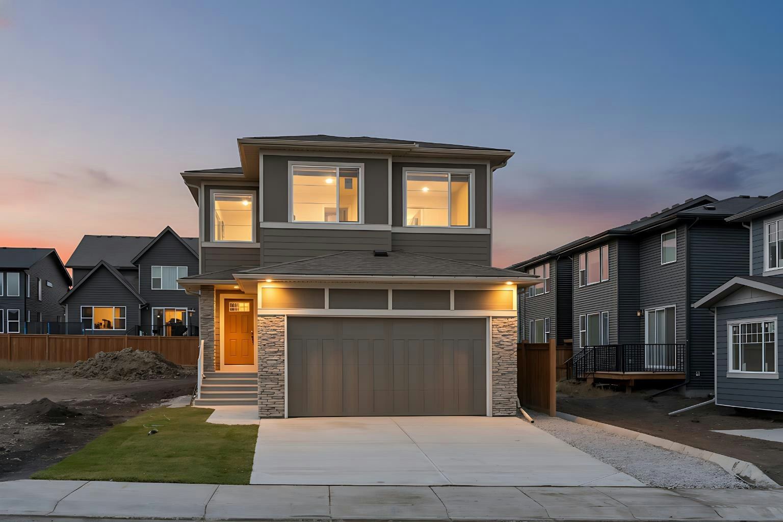27 Creekside Rise SW, Calgary, AB, T2X 5V9
