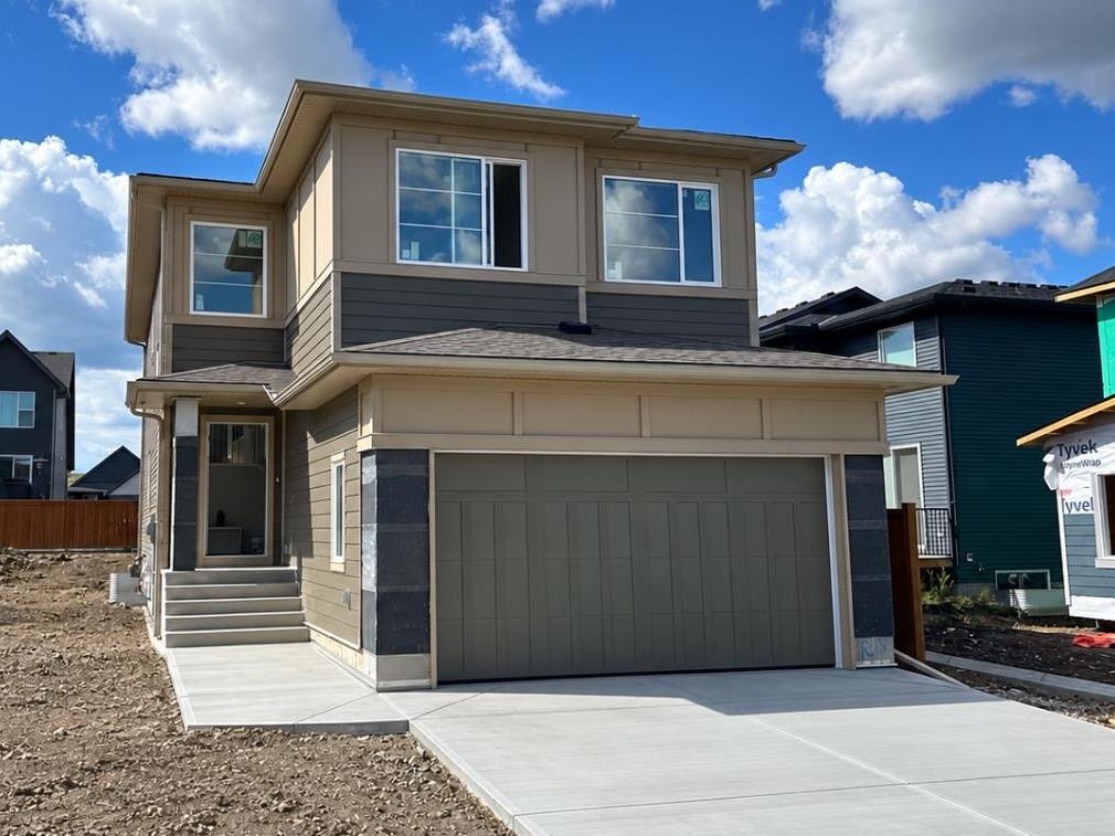 27 Creekside Rise SW, Calgary, AB, T2X 5V9