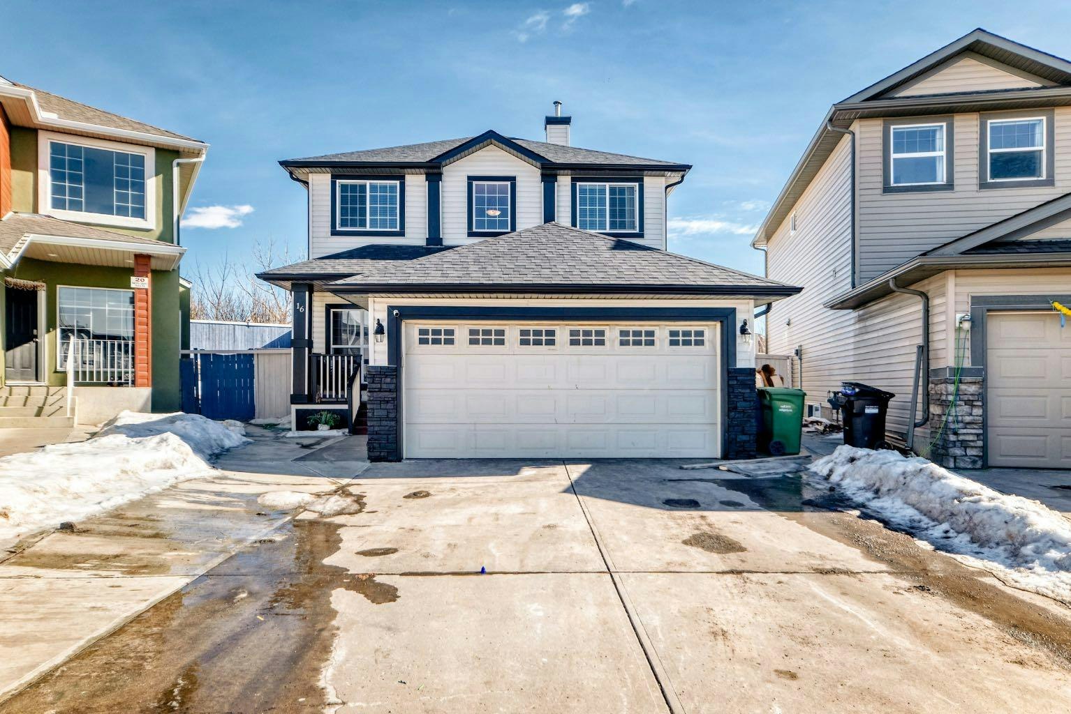 16 Saddlecrest Park NE, Calgary, AB, T3J 5E7
