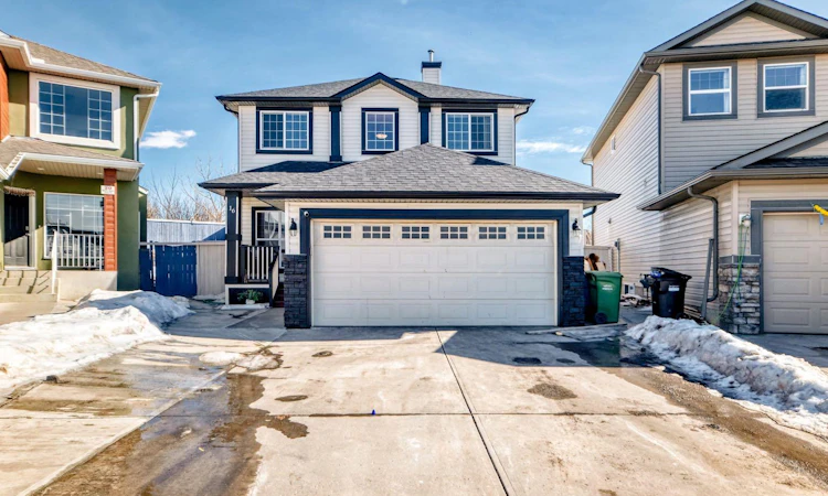 16 Saddlecrest Park NE