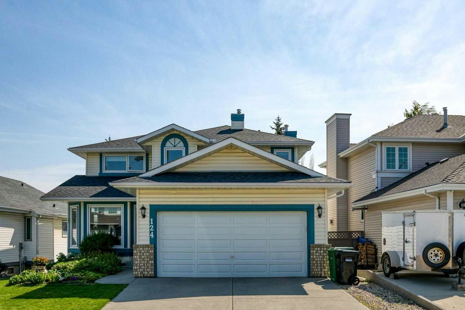 124 Schubert Hill NW, Calgary, AB, T3L 1W6