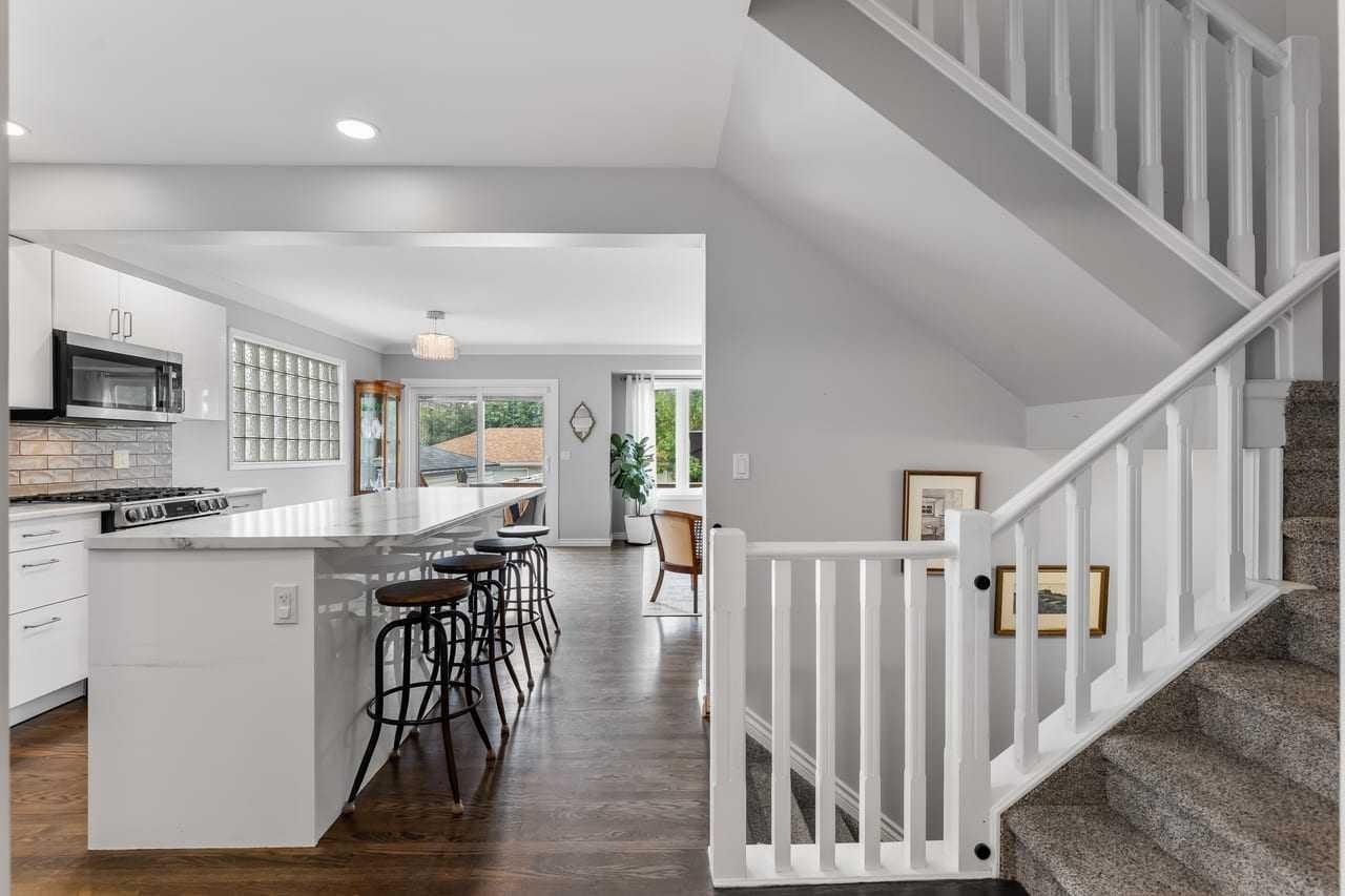 2031 2 Avenue NW, Calgary, AB, T2N 0G2