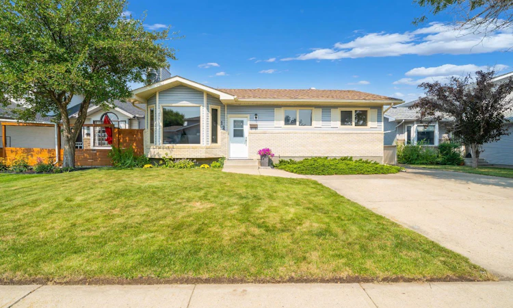 12 Swan Way SE