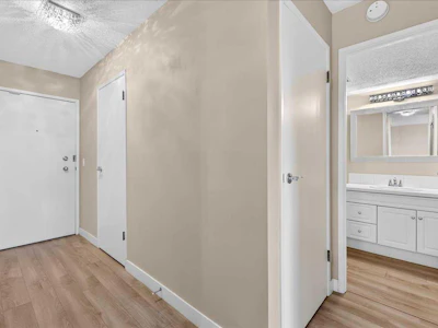 306-521 57 Avenue SW - 3