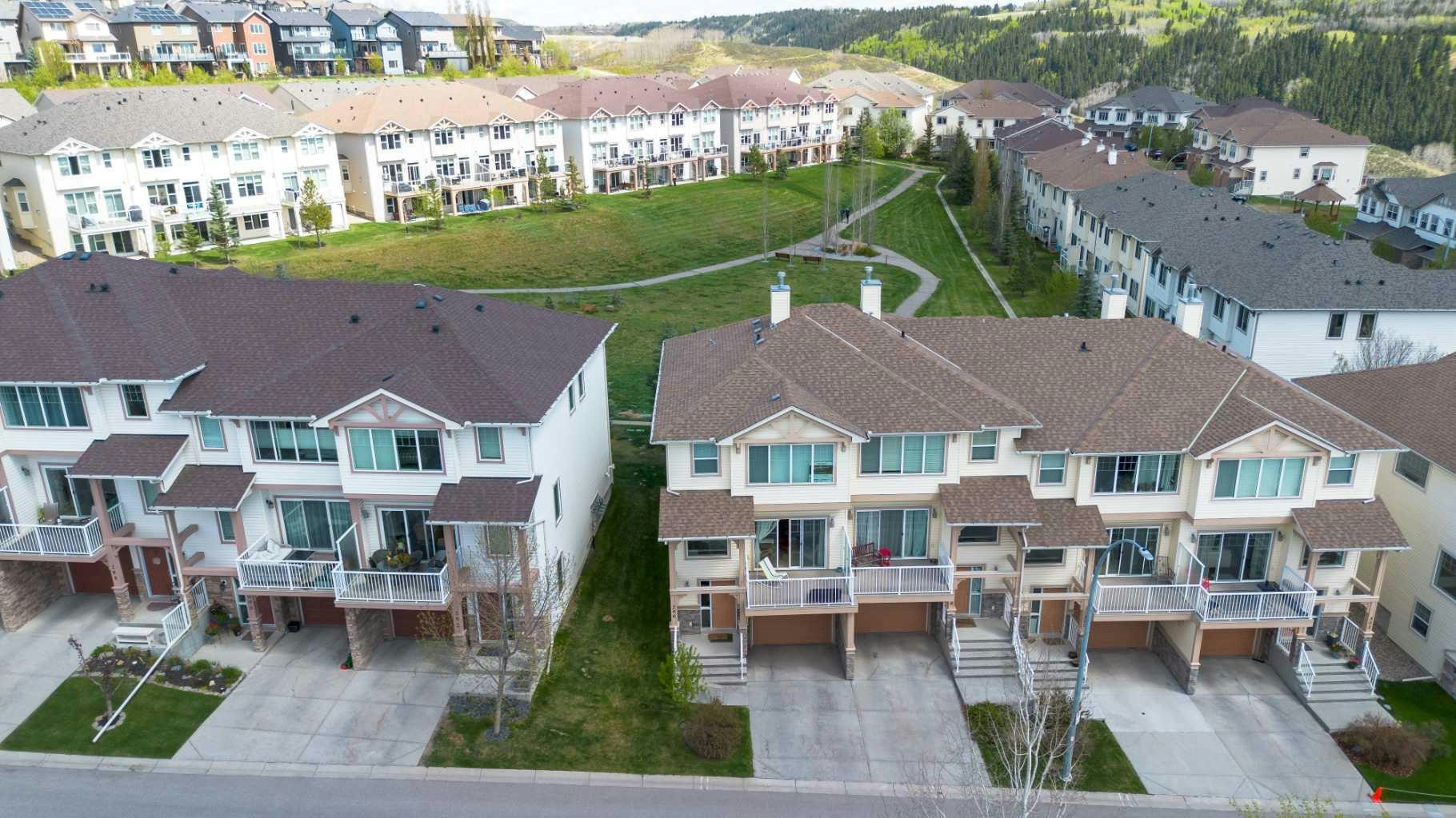 296 Sunset Point, Cochrane, AB, T4C 0K8