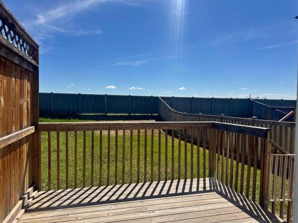 8453 101 Avenue, Grande Prairie, AB, T8X 0R1 - 10