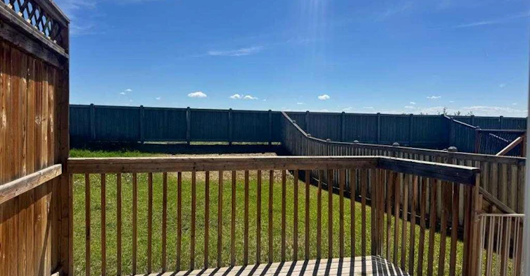 8453 101 Avenue, Grande Prairie, AB, T8X 0R1 - 10