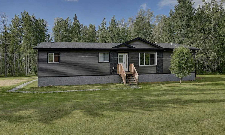 211-69402 Range Road 82