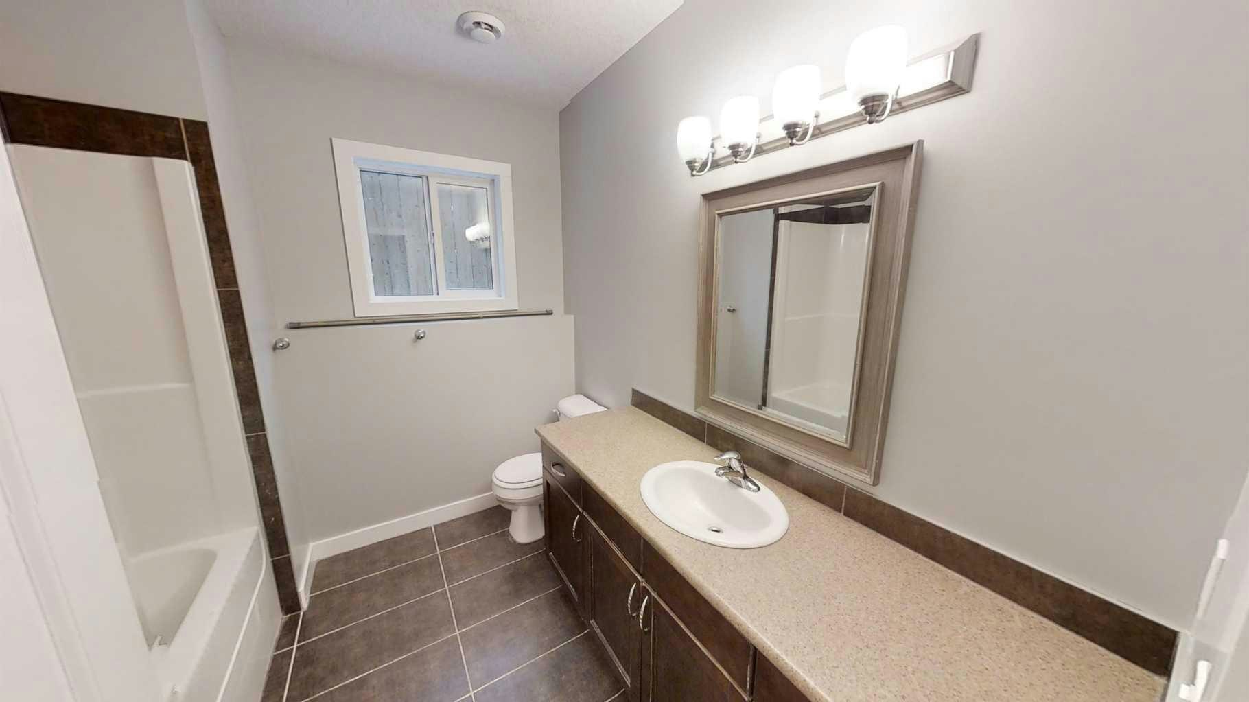 A-8634 88b Street, Grande Prairie, AB, T8X 0P3 - 7