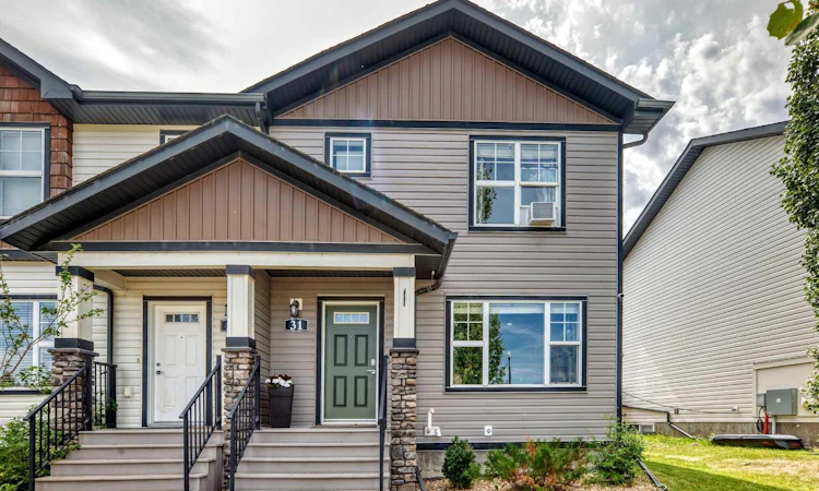 31 Crestview Boulevard