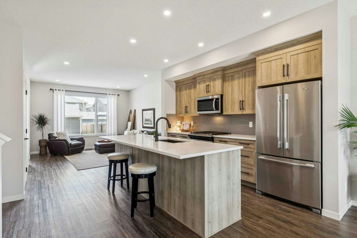 43 Willow Crescent, Okotoks, AB, T1S 5S1