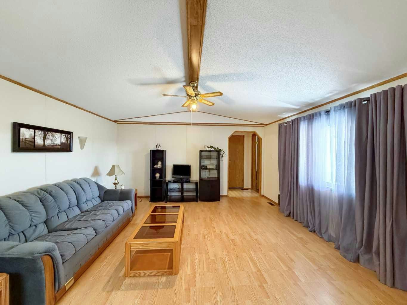 416 1 Street SW, Falher, AB, T0H 1M0 - 9