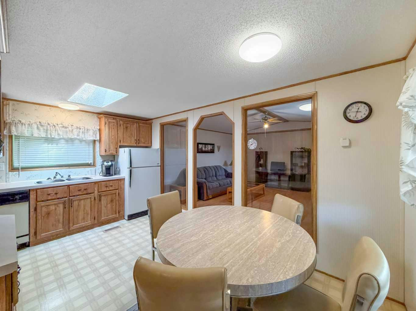 416 1 Street SW, Falher, AB, T0H 1M0 - 6
