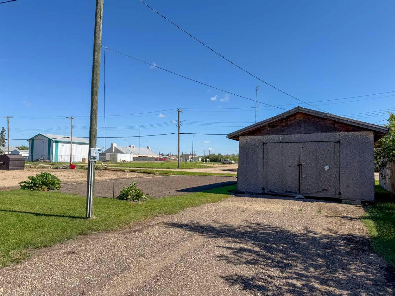 416 1 Street SW, Falher, AB, T0H 1M0 - 19